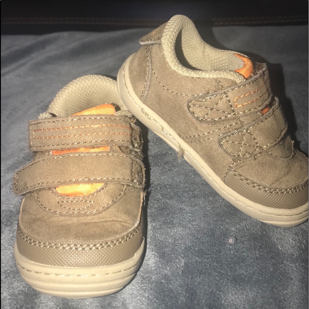 Stride rite tennis shoes